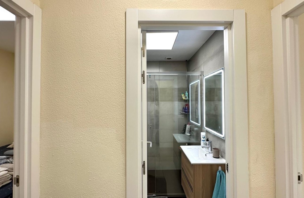 Revente - Bungalow -
Torrevieja - Torreblanca