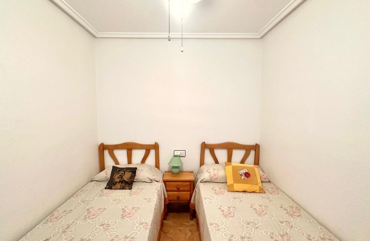 Revente - Bungalow -
Torrevieja - Torretas