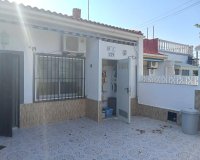 Revente - Bungalow -
Torrevieja - Torretas