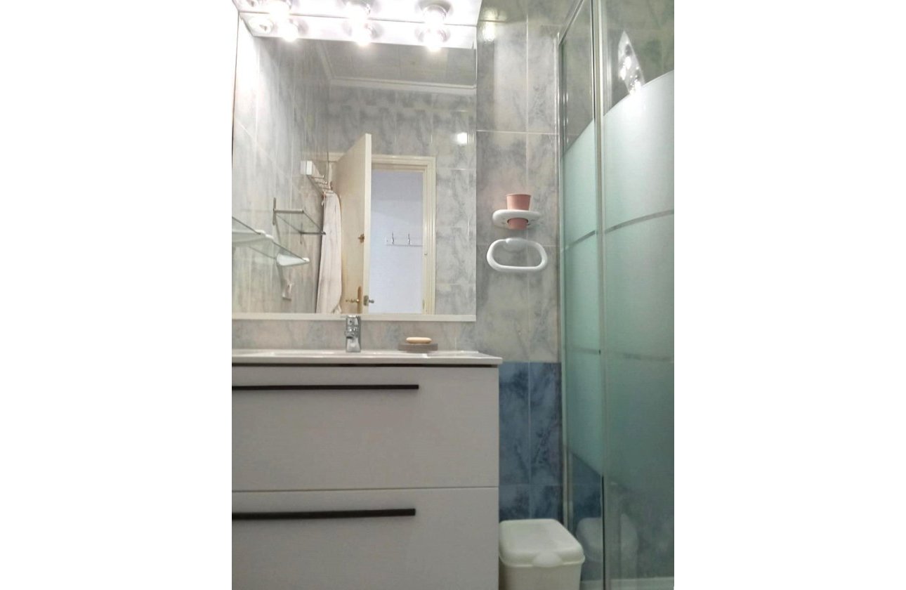 Revente - Bungalow -
Torrevieja - Torretas