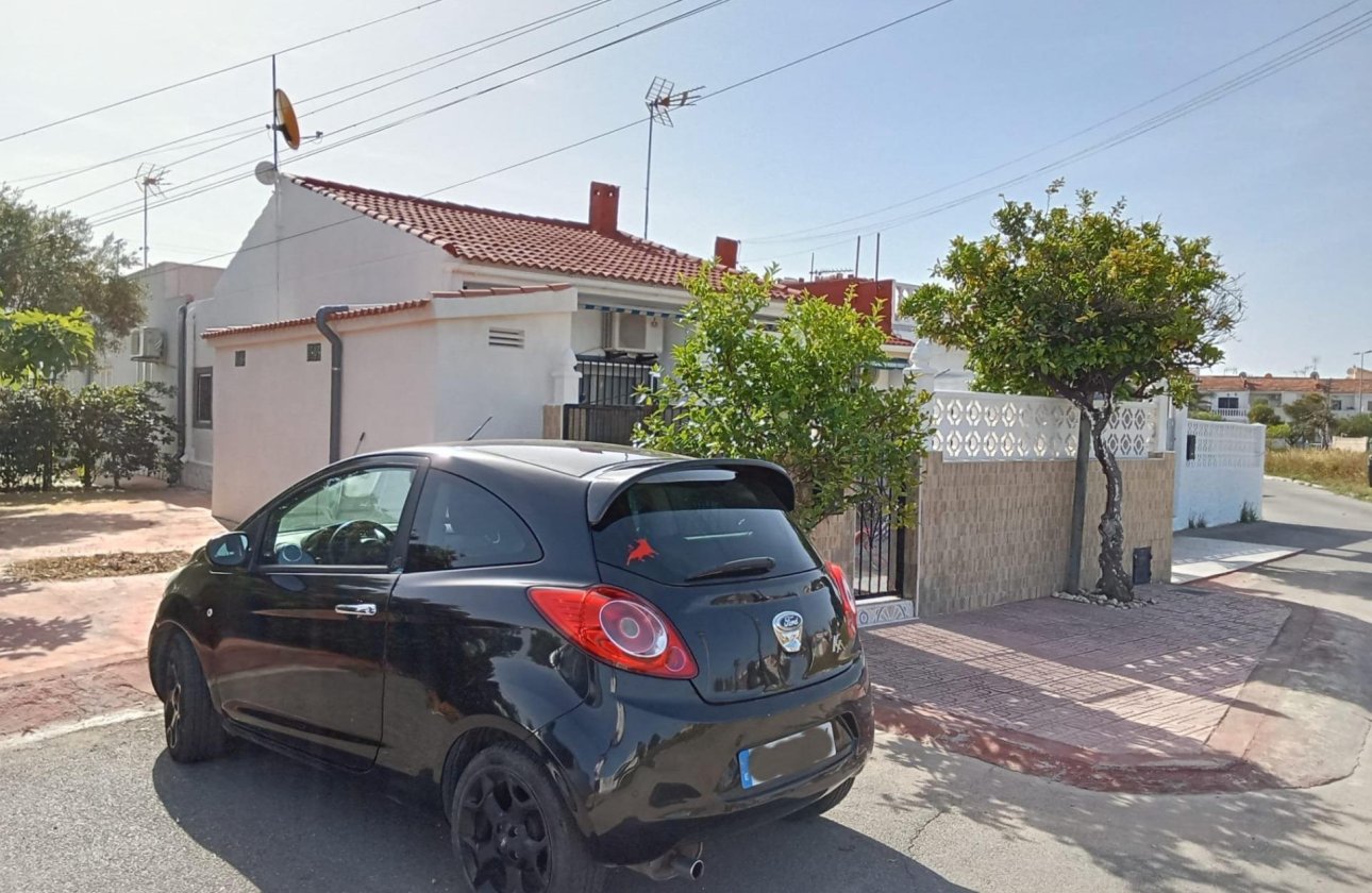 Revente - Bungalow -
Torrevieja - Torretas