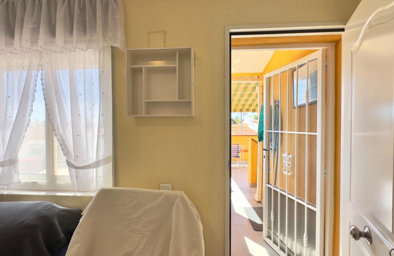 Revente - Bungalow -
Torrevieja - Torretas