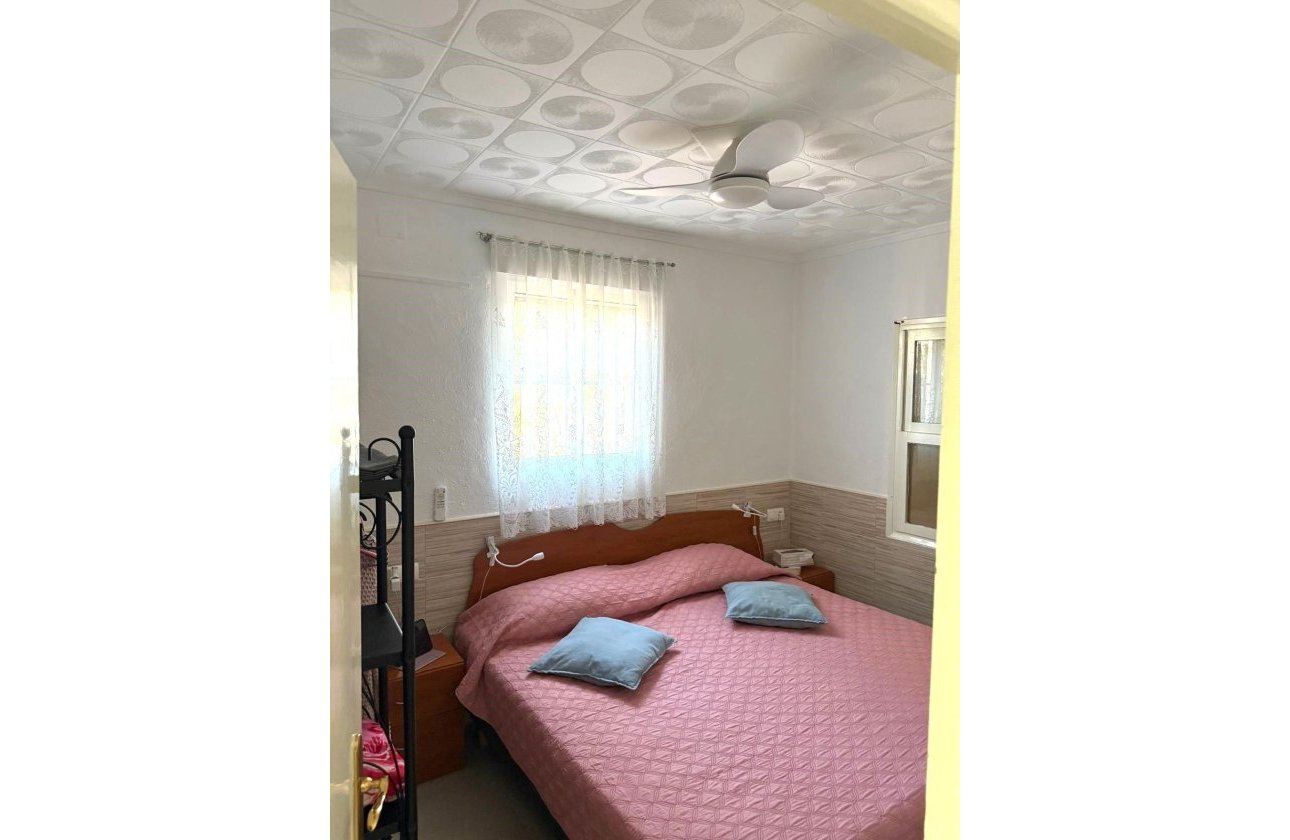 Revente - Bungalow -
Torrevieja - Torretas