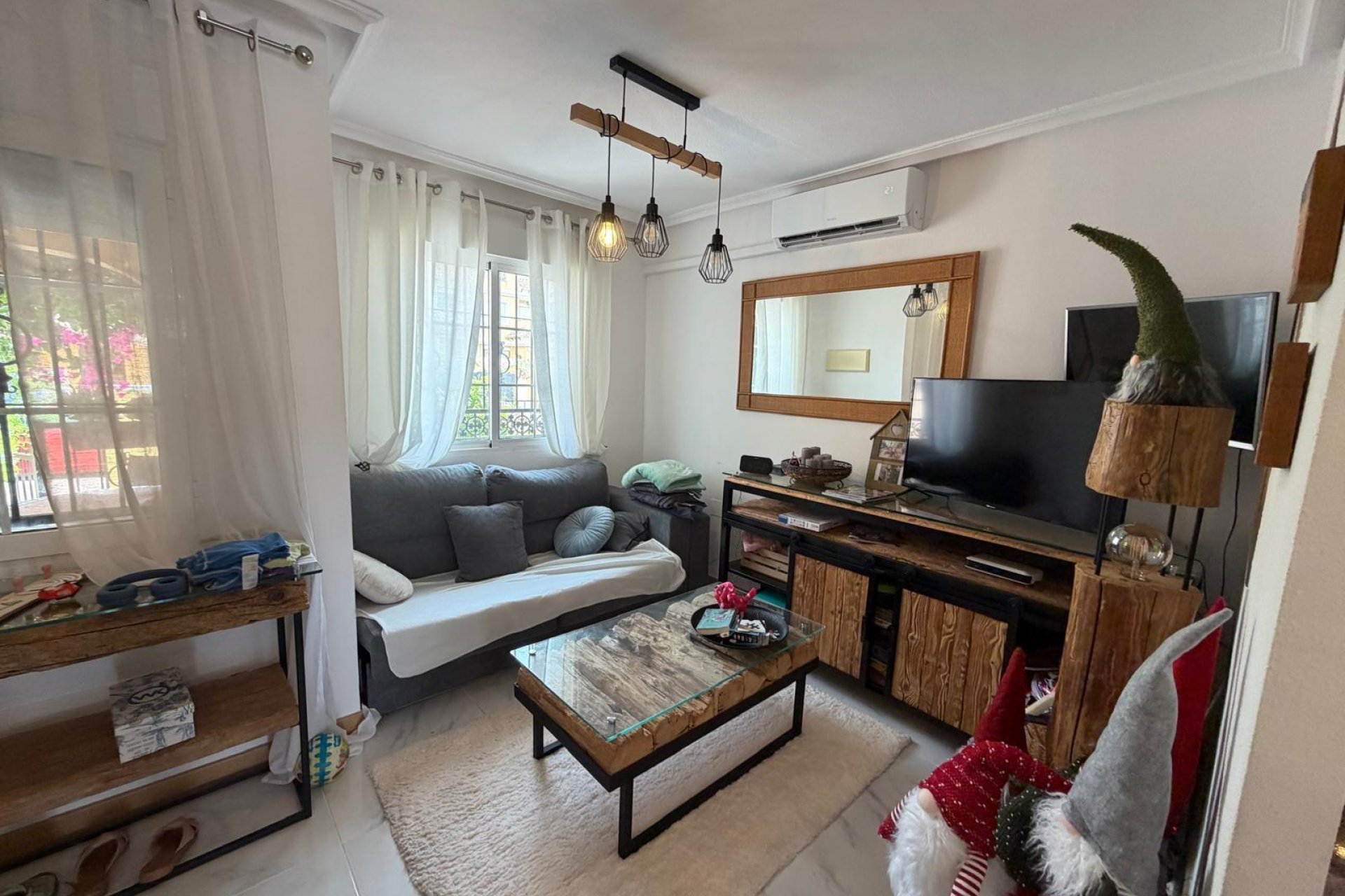 Revente - Bungalow -
Torrevieja - Zona Los Frutales