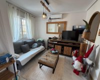 Revente - Bungalow -
Torrevieja - Zona Los Frutales