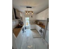 Revente - Bungalow -
Torrevieja - Zona Los Frutales