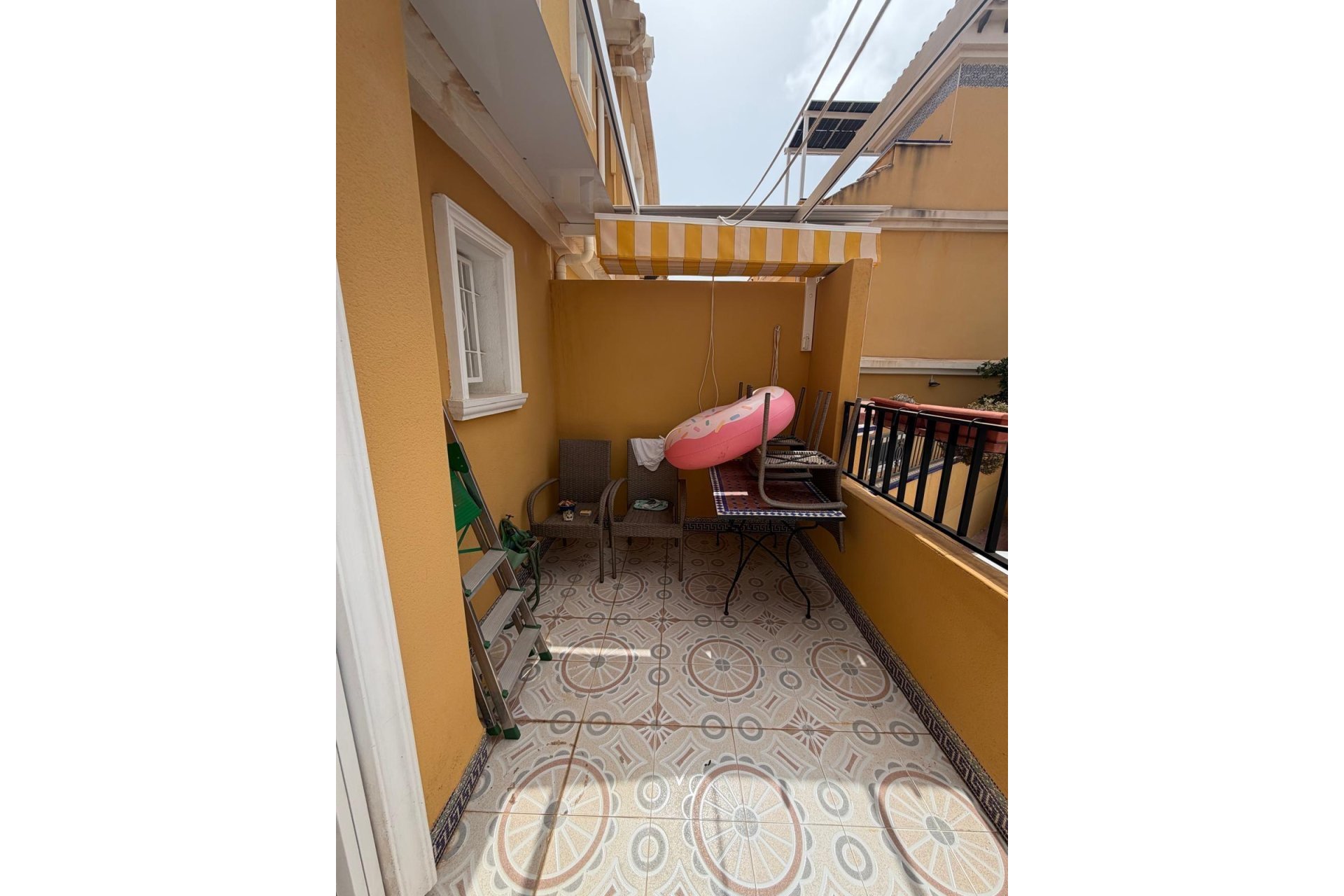 Revente - Bungalow -
Torrevieja - Zona Los Frutales