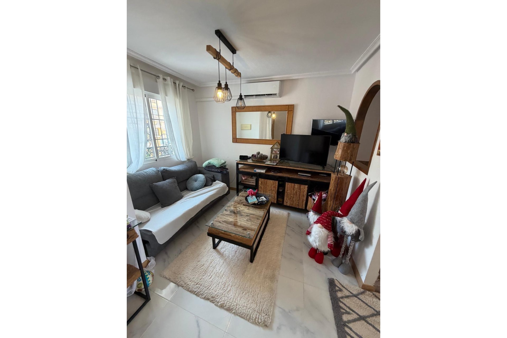 Revente - Bungalow -
Torrevieja - Zona Los Frutales