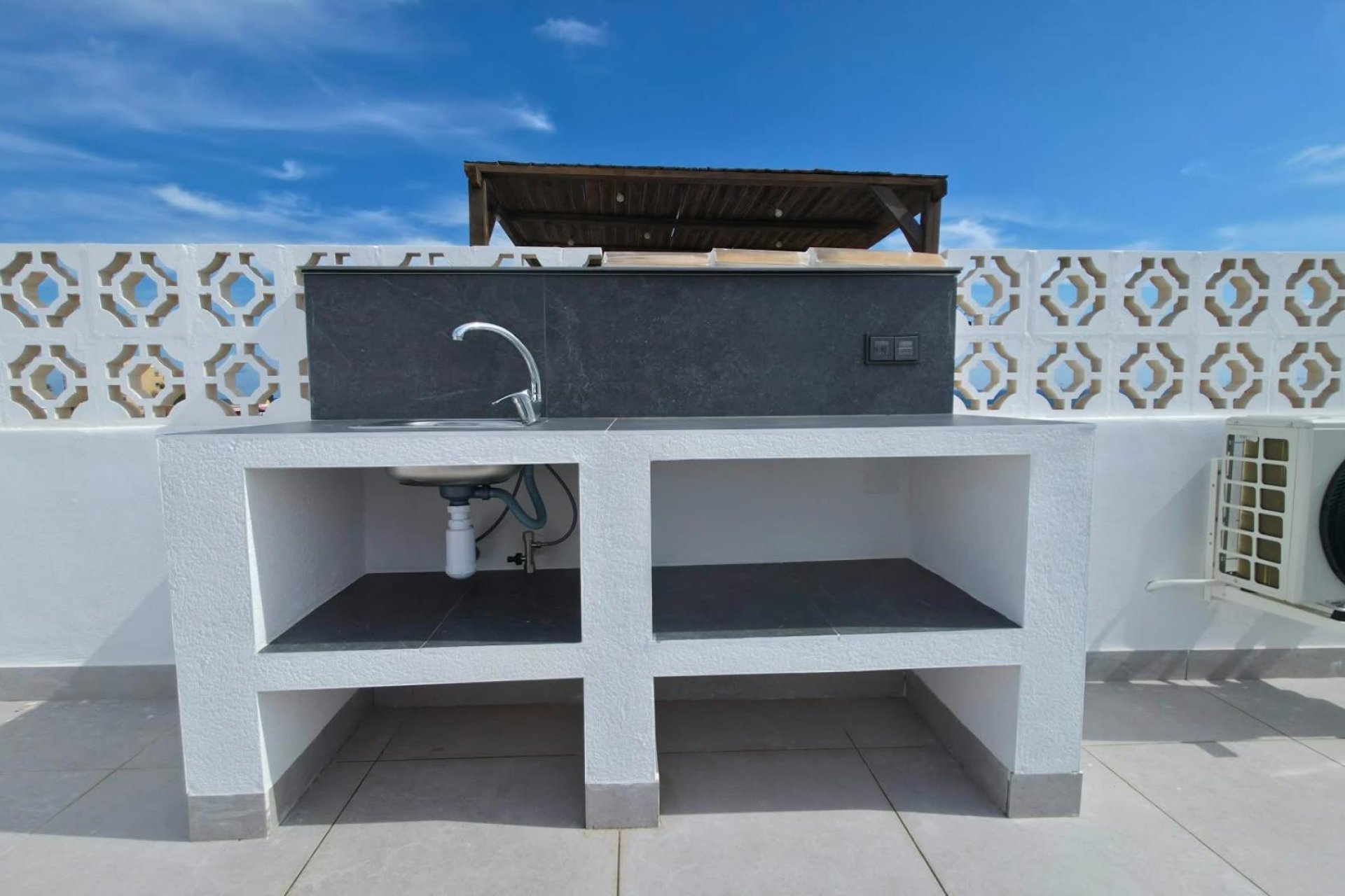 Revente - Bungalow -
Torrevieja - Zona Los Frutales