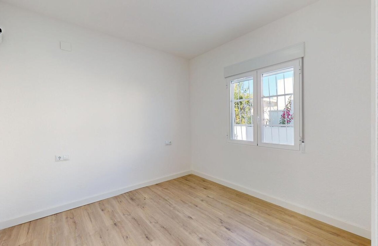 Revente - Bungalow -
Villamartin - Costa Blanca