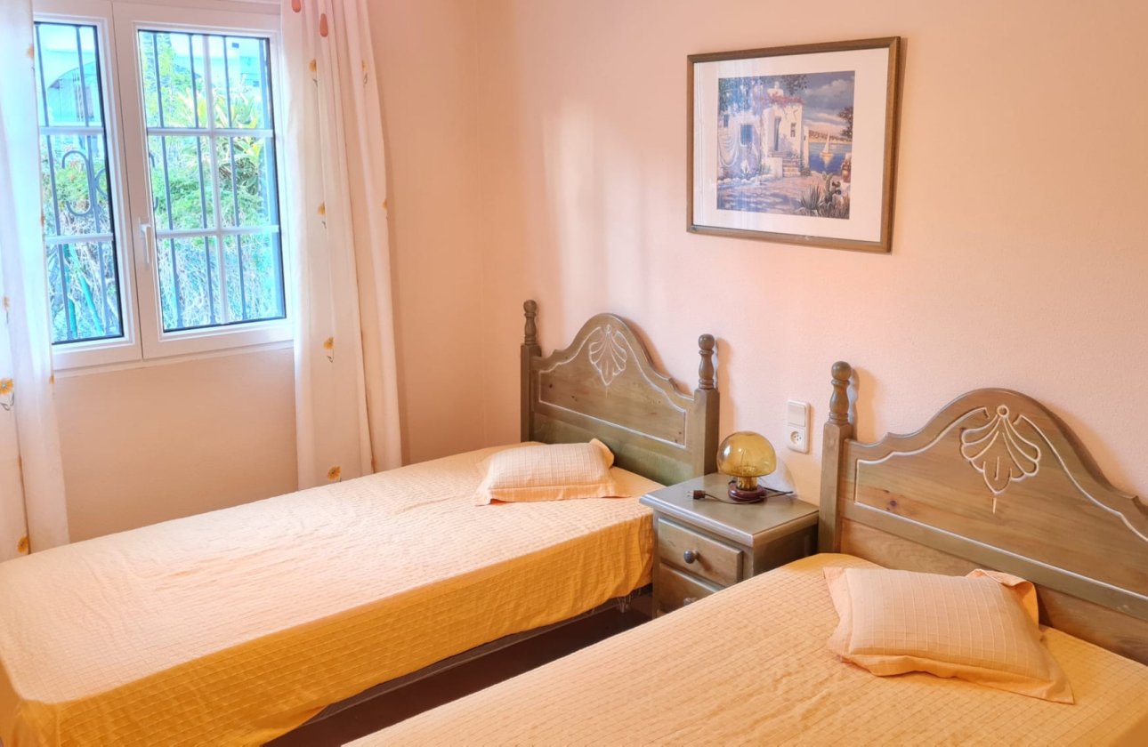 Revente - Bungalow -
Villamartin - Costa Blanca