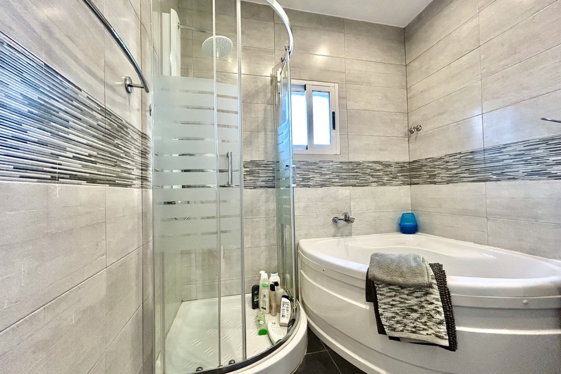 Revente - Bungalow -
Villamartin - Costa Blanca