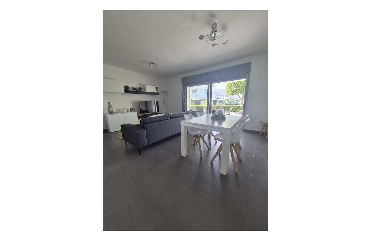 Revente - Bungalow -
Vistabella Golf Entre Naranjos - Inland
