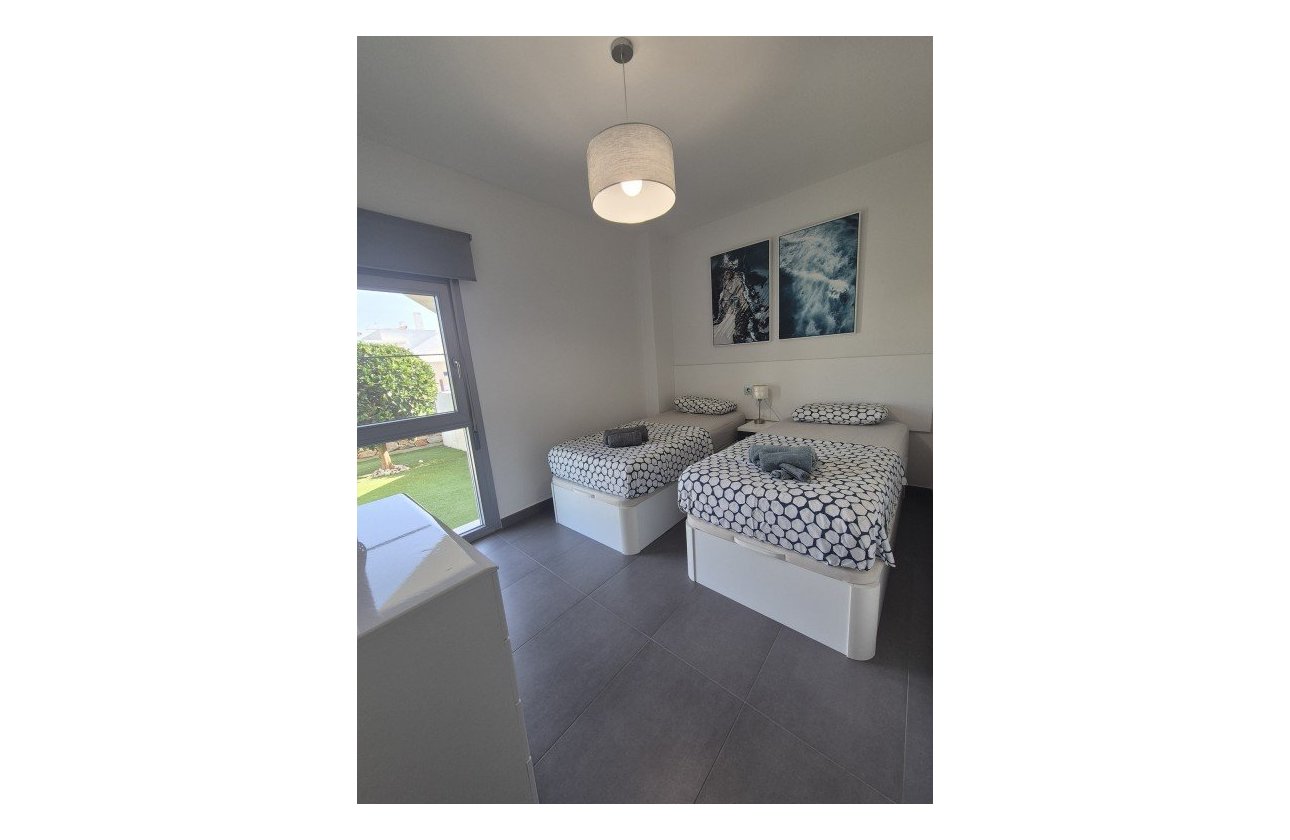 Revente - Bungalow -
Vistabella Golf Entre Naranjos - Inland