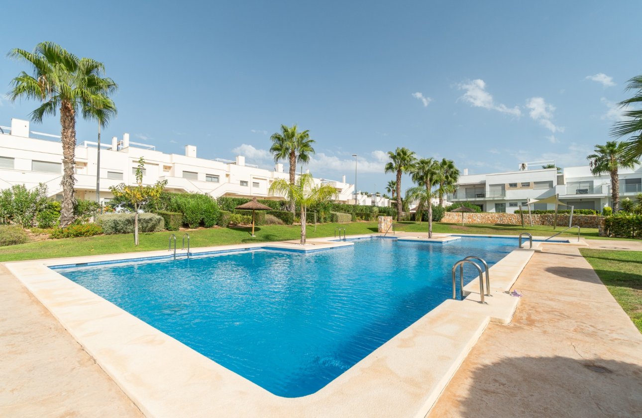Revente - Bungalow -
Vistabella Golf Entre Naranjos - Inland