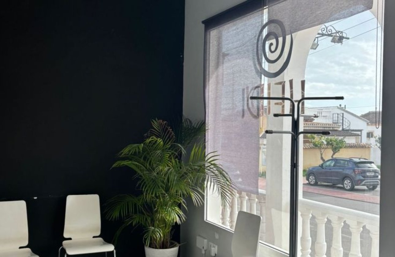 Revente - Commercial -
Orihuela Costa - Costa Blanca