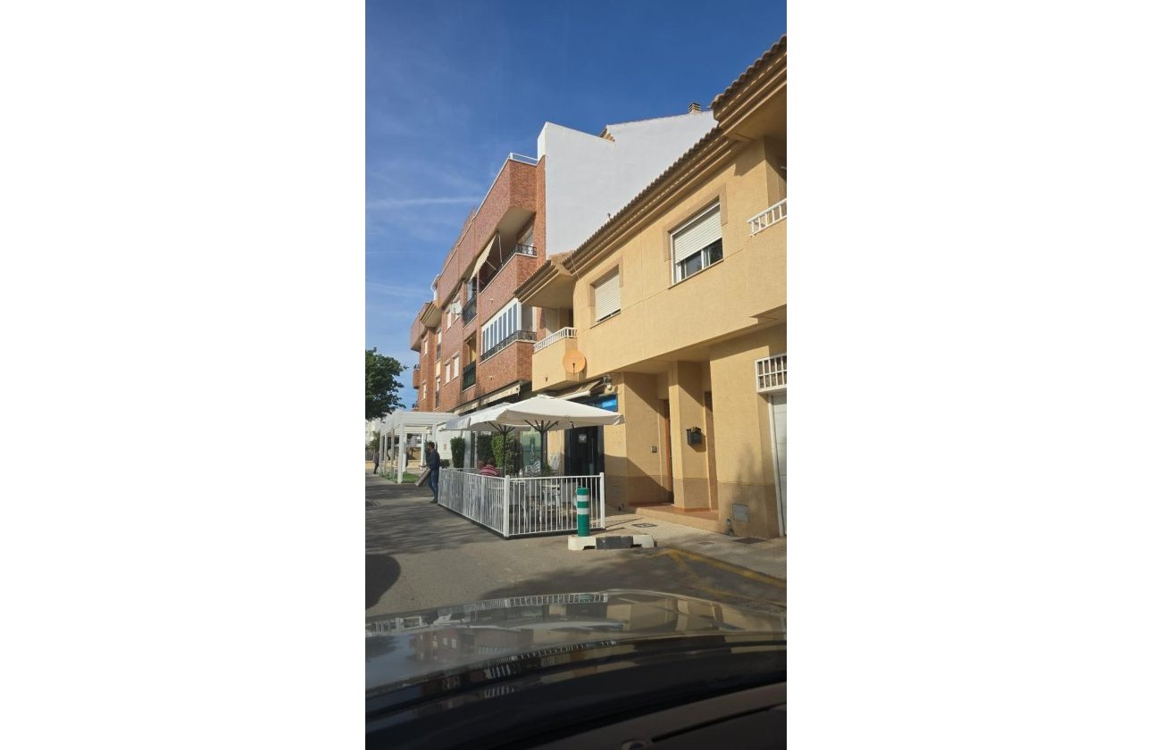 Revente - Commercial -
Pilar de la Horadada