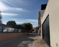 Revente - Commercial -
San Miguel de Salinas - Inland