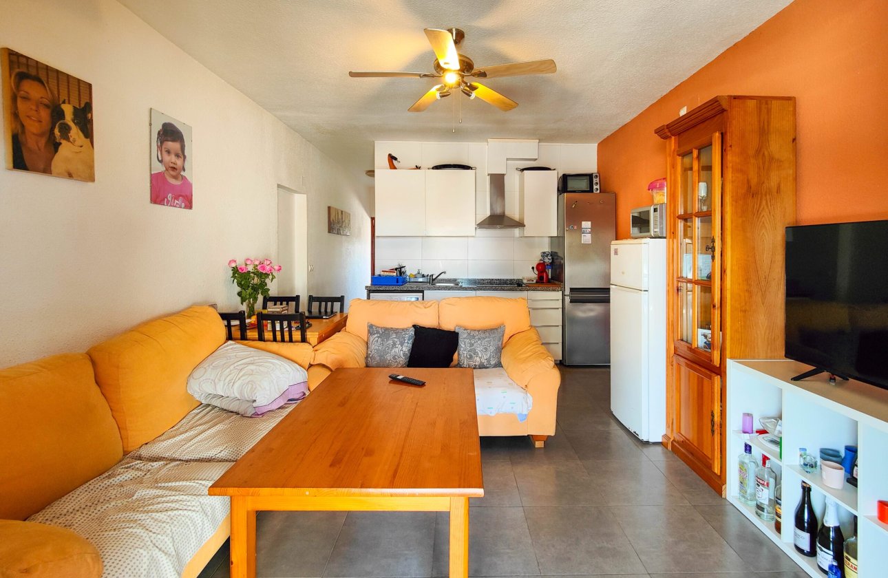 Revente - Commercial -
Torrevieja - Costa Blanca