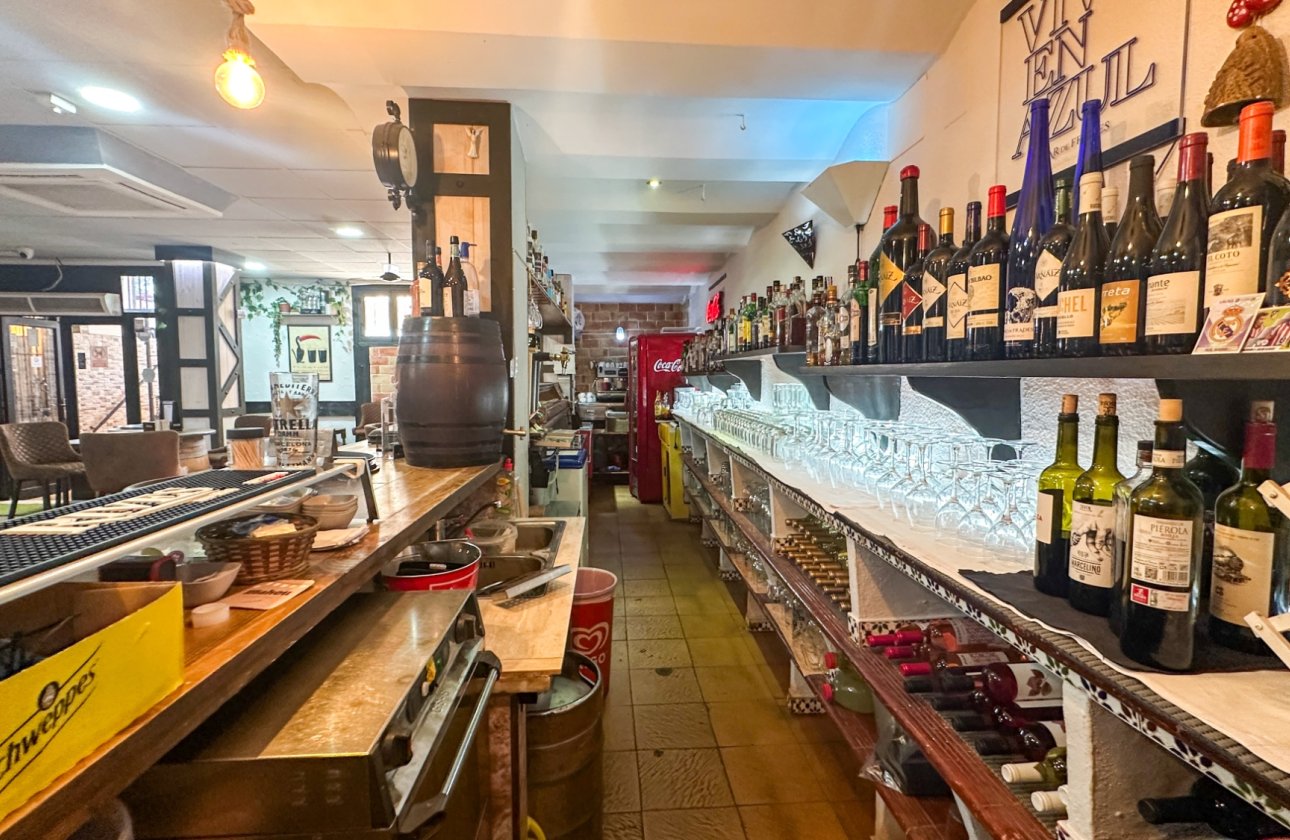 Revente - Commercial -
Torrevieja - Costa Blanca