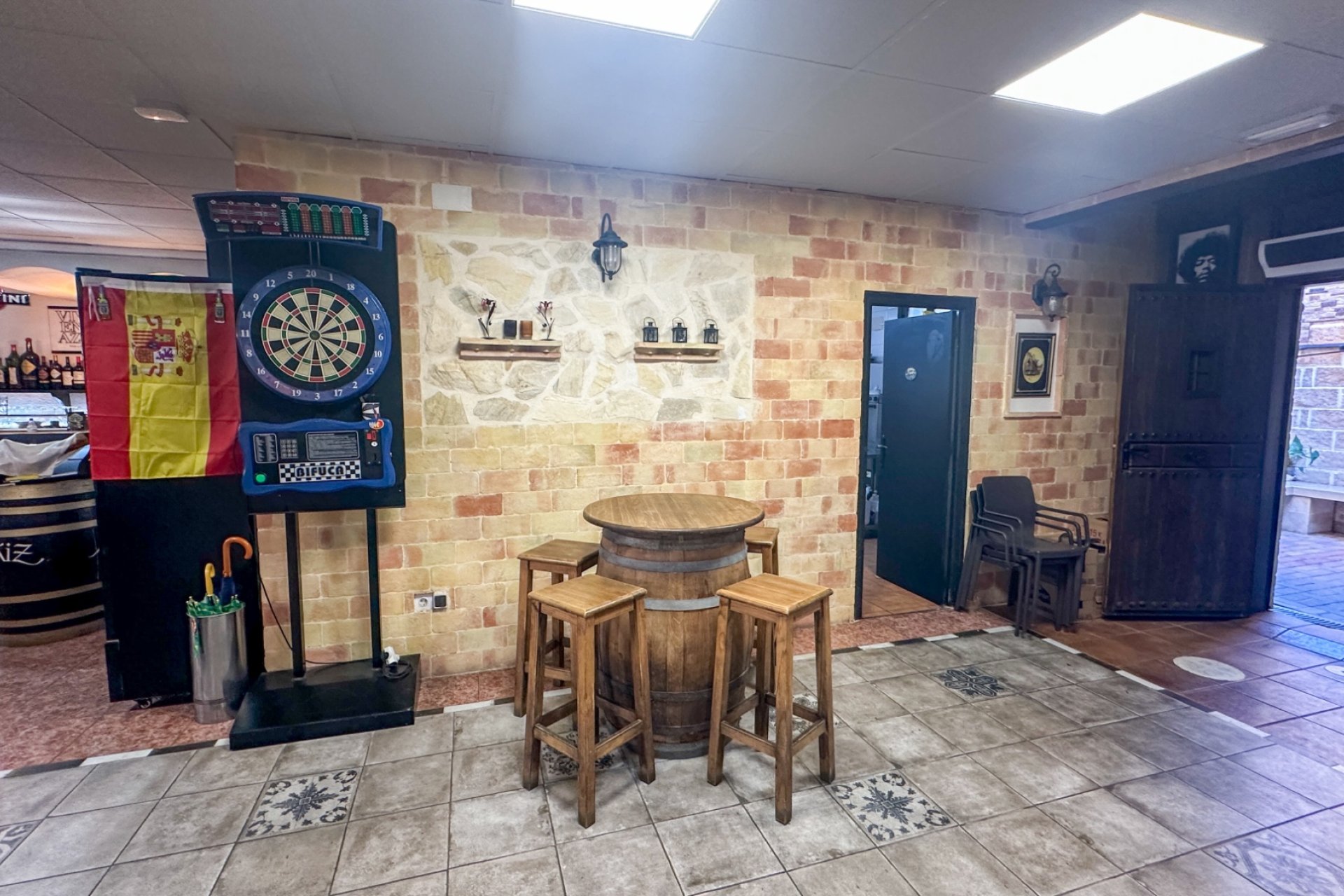 Revente - Commercial -
Torrevieja - Costa Blanca