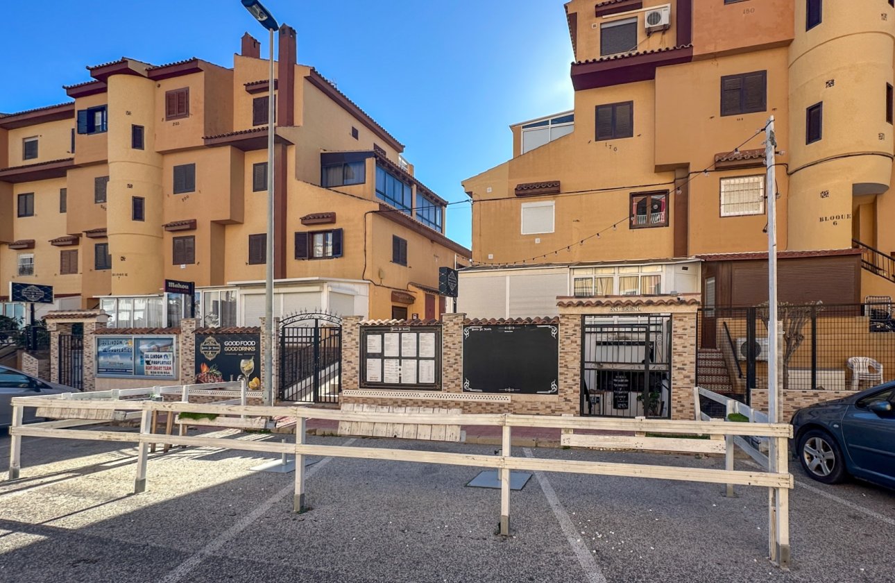 Revente - Commercial -
Torrevieja - Costa Blanca