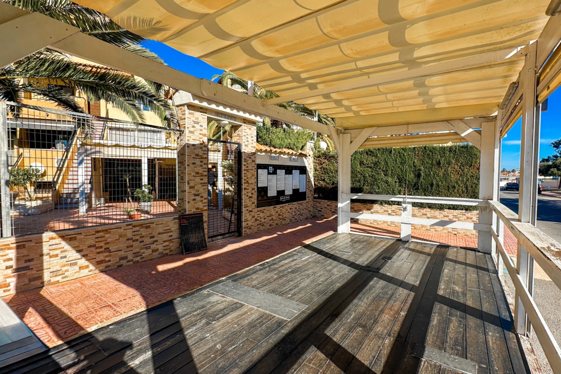 Revente - Commercial -
Torrevieja - Costa Blanca