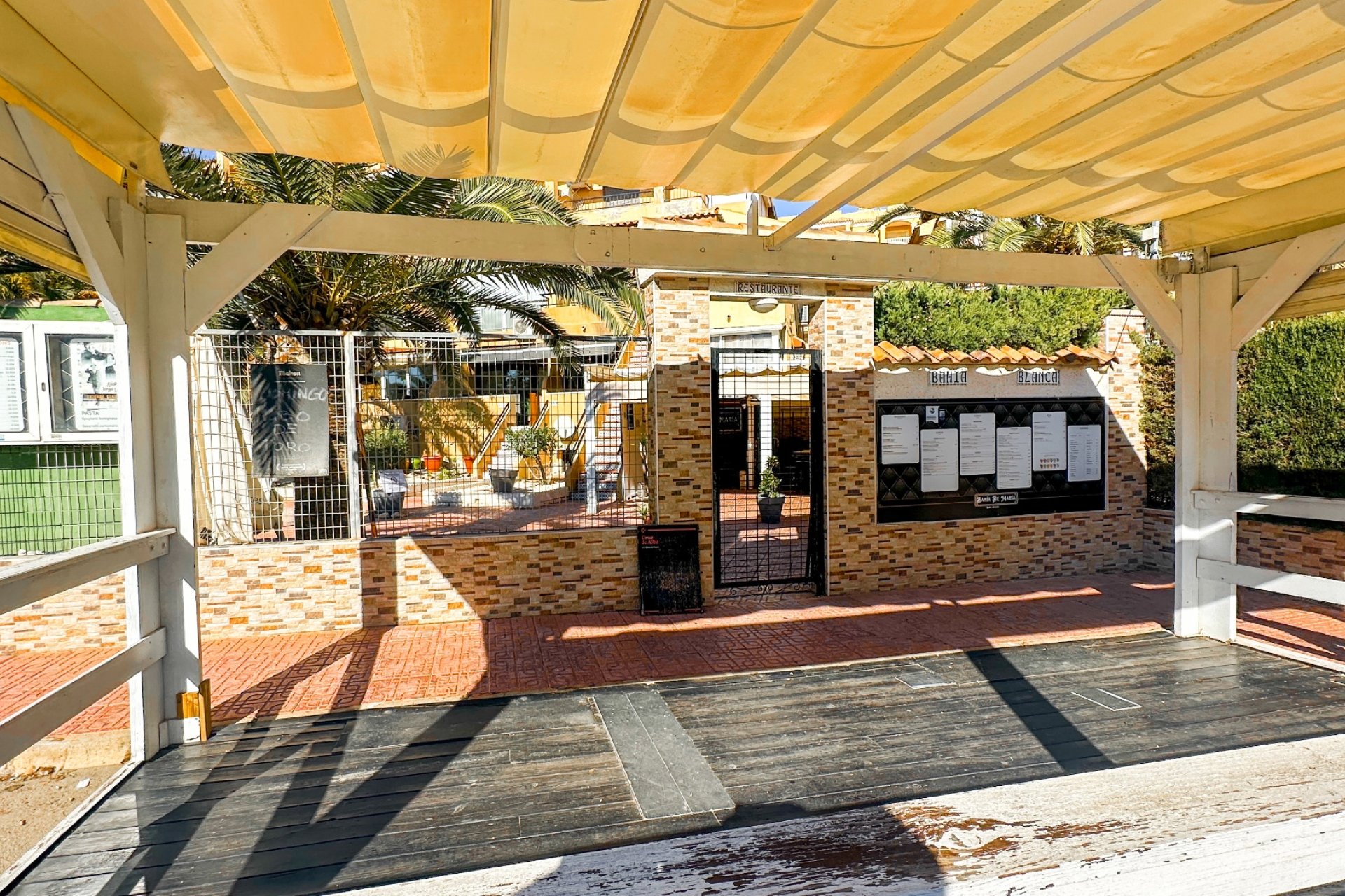 Revente - Commercial -
Torrevieja - Costa Blanca