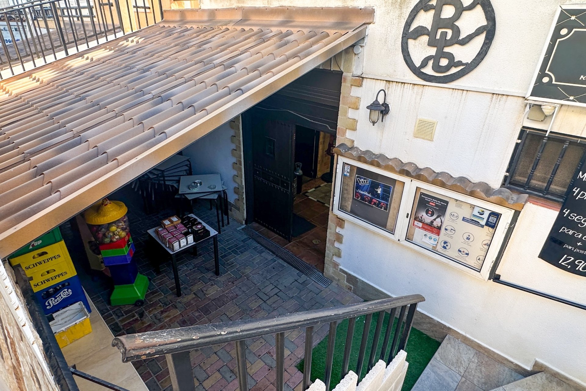 Revente - Commercial -
Torrevieja - Costa Blanca