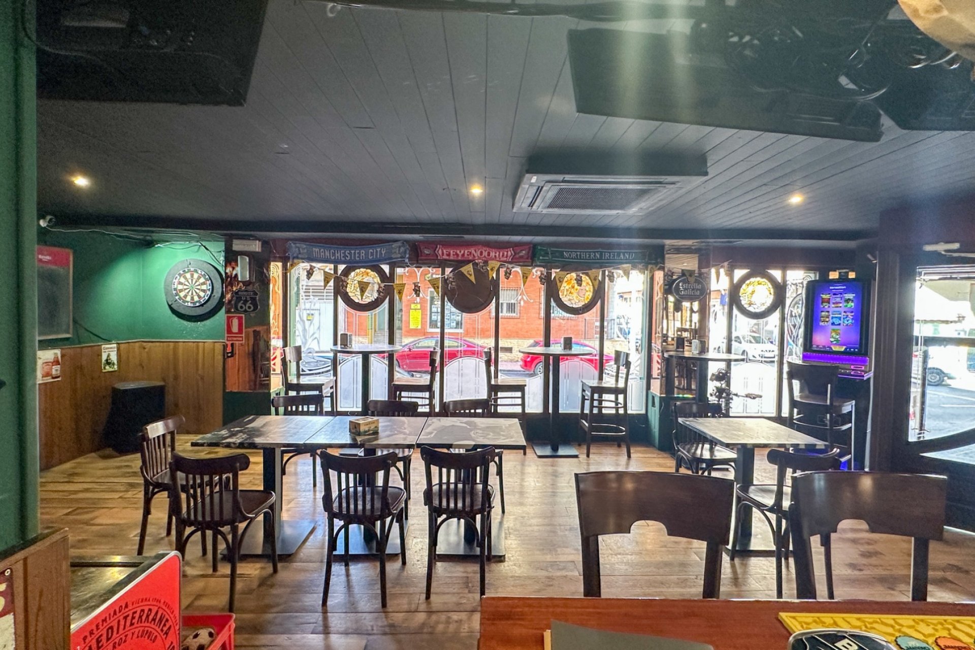 Revente - Commercial -
Torrevieja - Costa Blanca