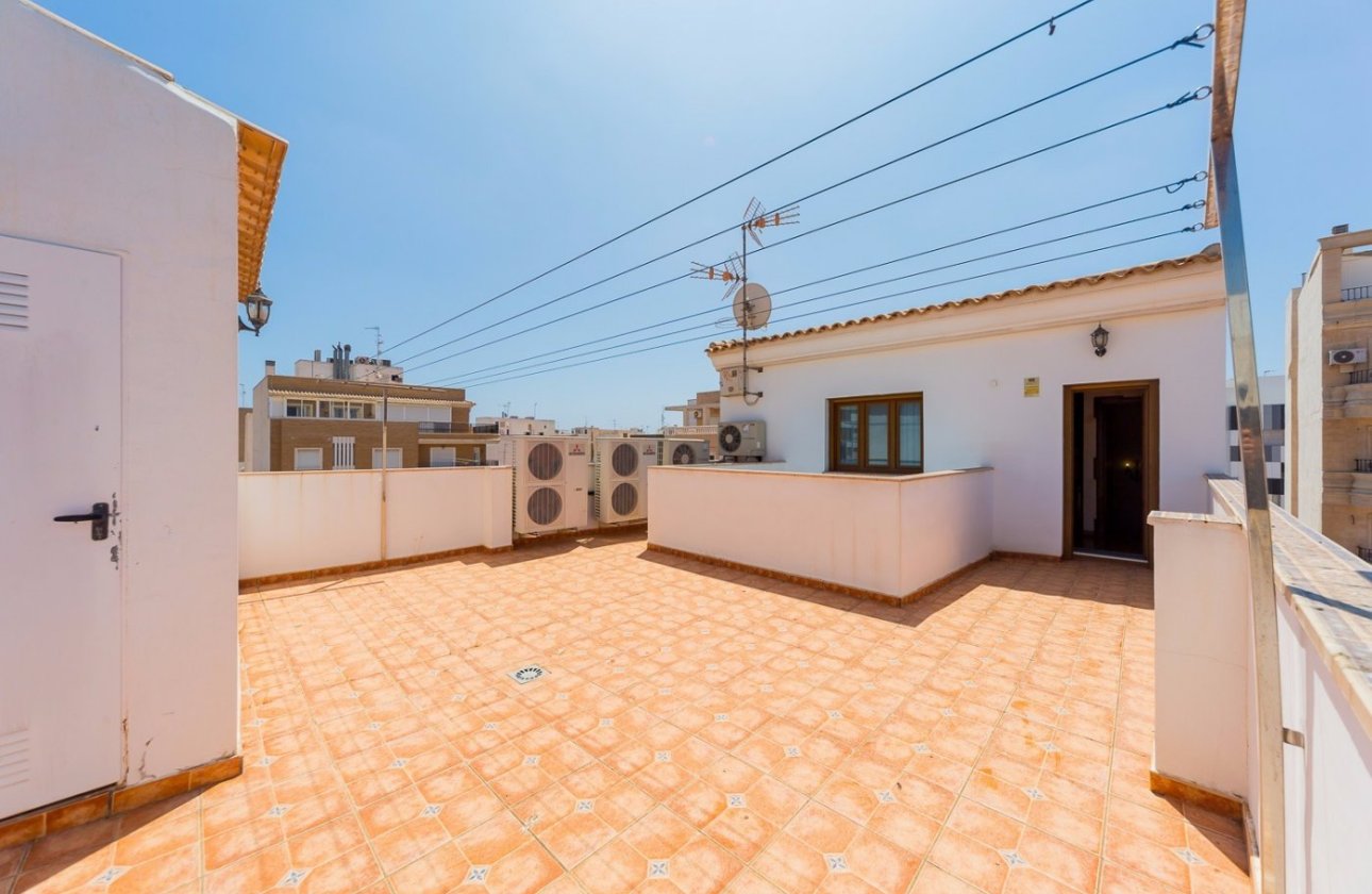 Revente - Commercial -
Torrevieja