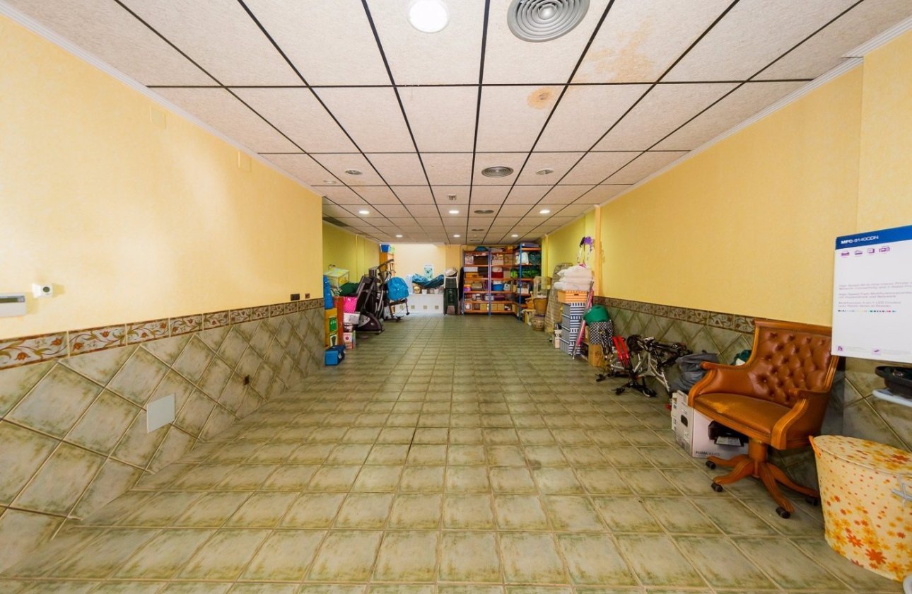 Revente - Commercial -
Torrevieja