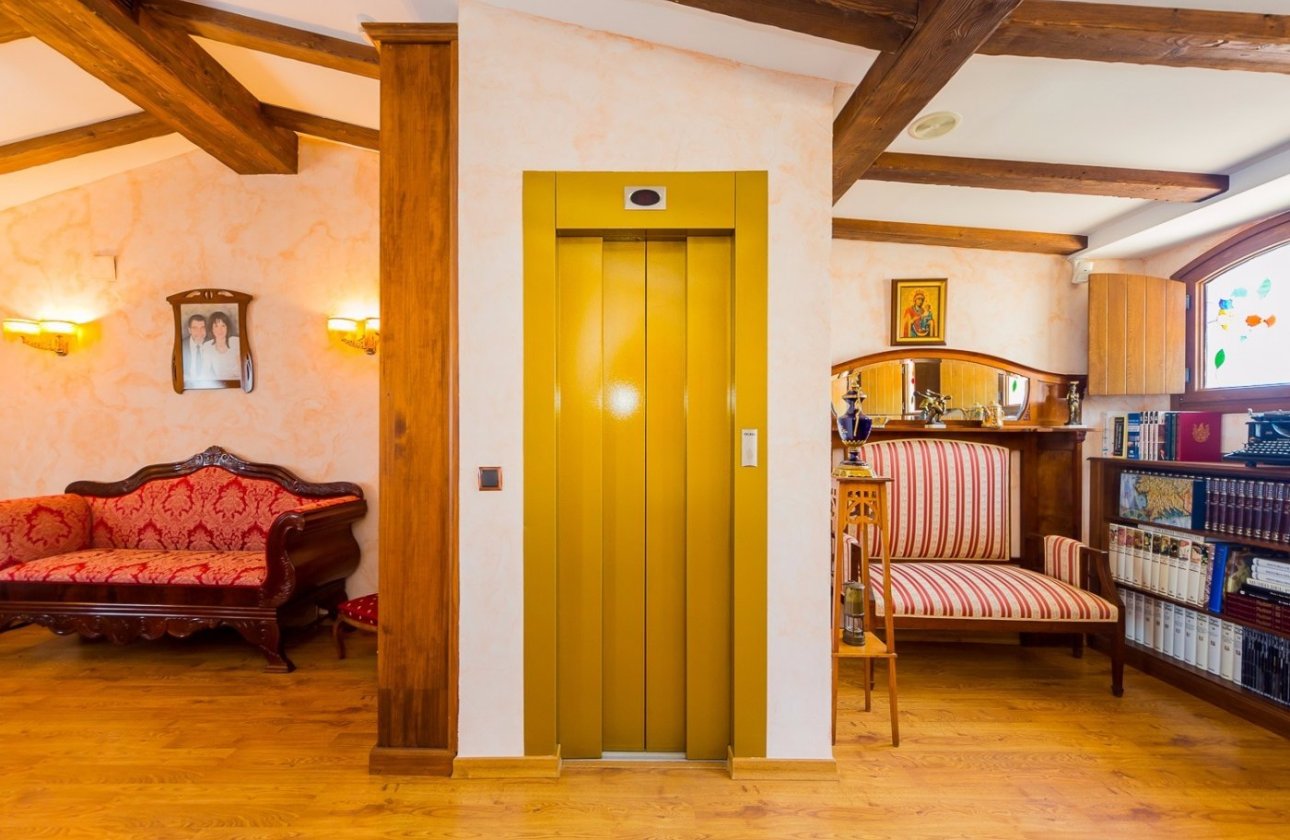 Revente - Commercial -
Torrevieja