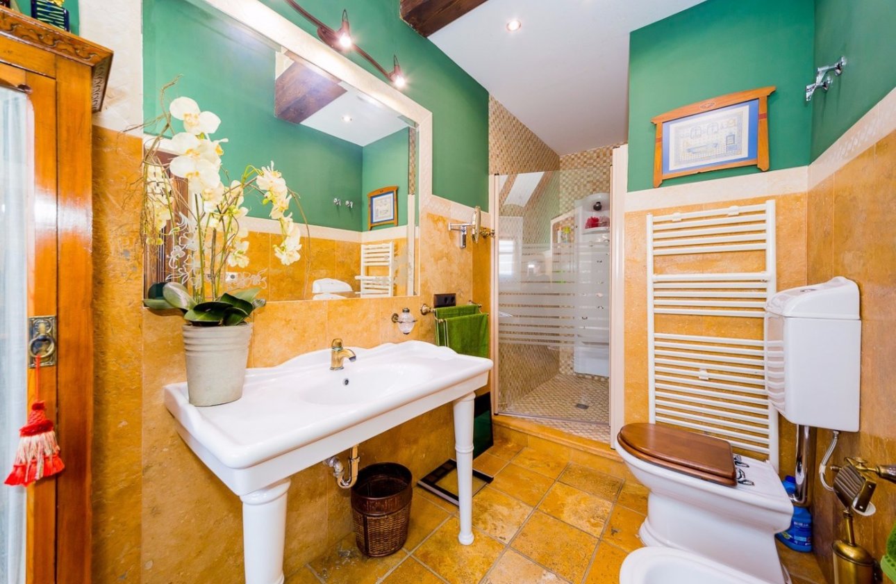 Revente - Commercial -
Torrevieja