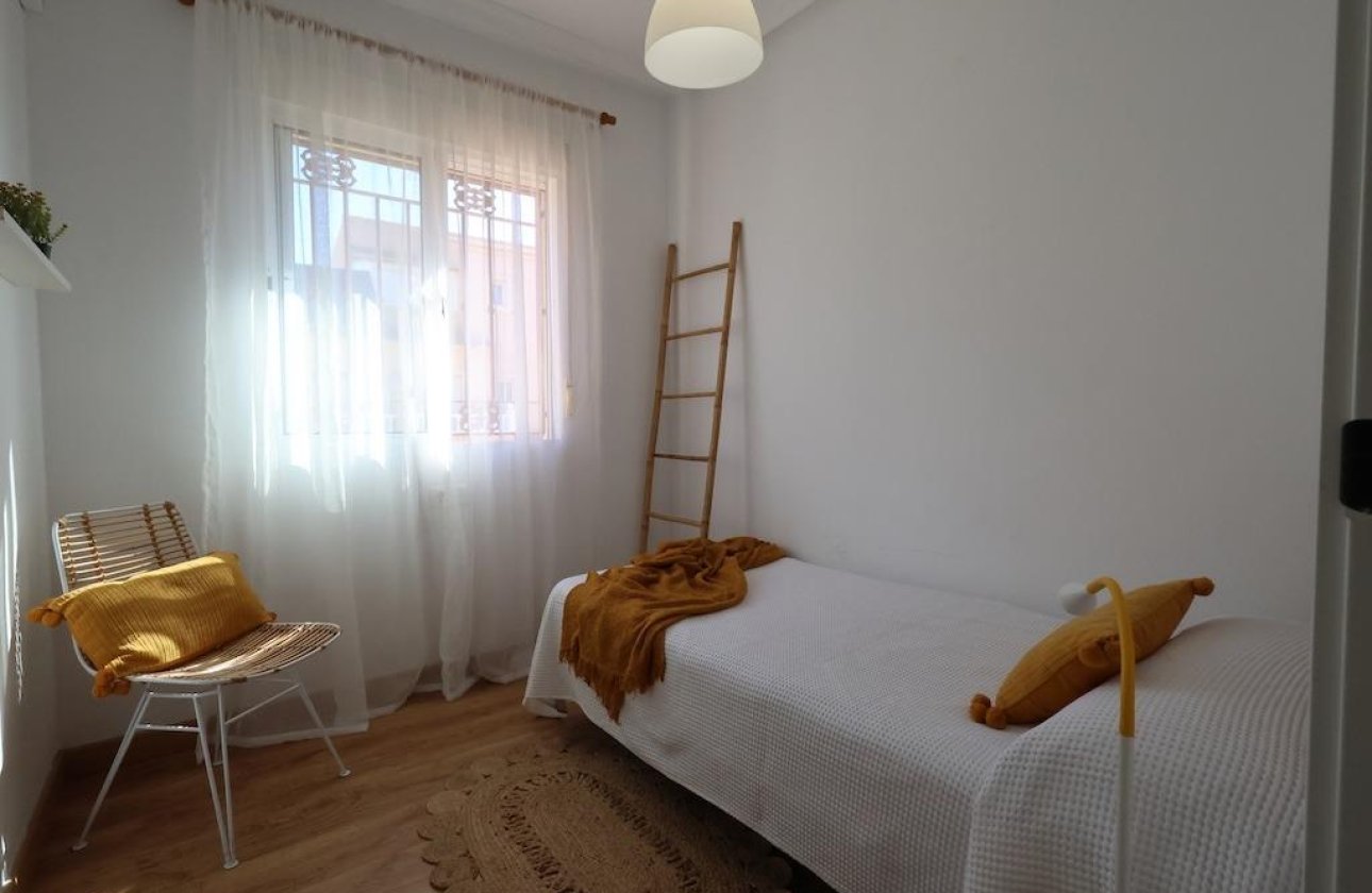 Revente - Dúplex -
Orihuela Costa - Costa Blanca