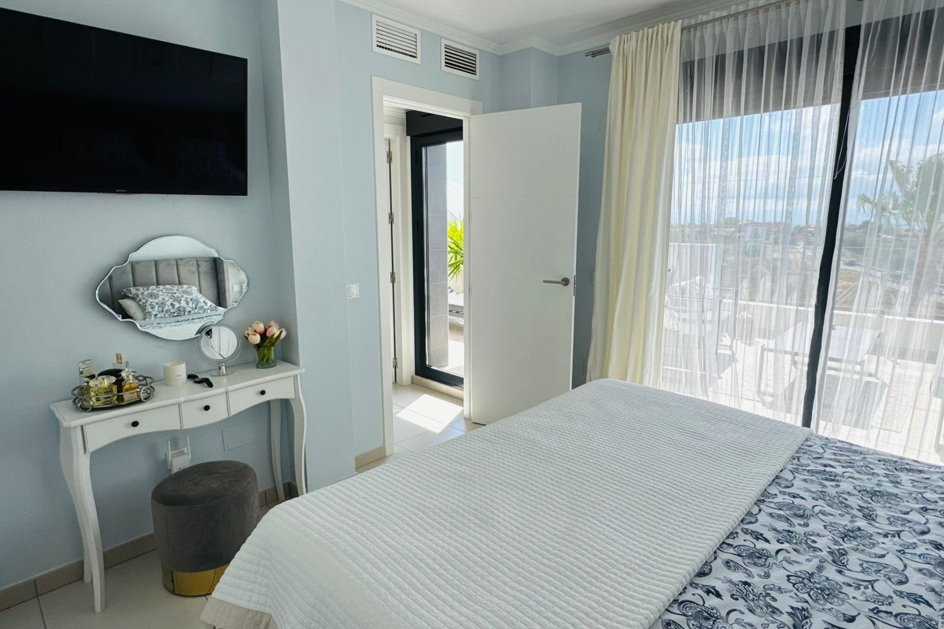 Revente - Dúplex -
Orihuela Costa - Costa Blanca
