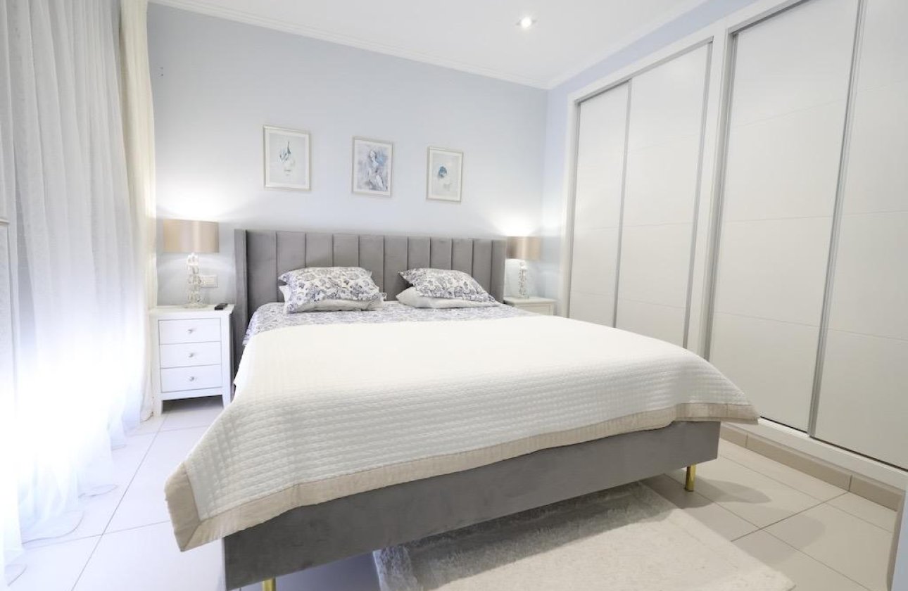 Revente - Dúplex -
Orihuela Costa - Costa Blanca