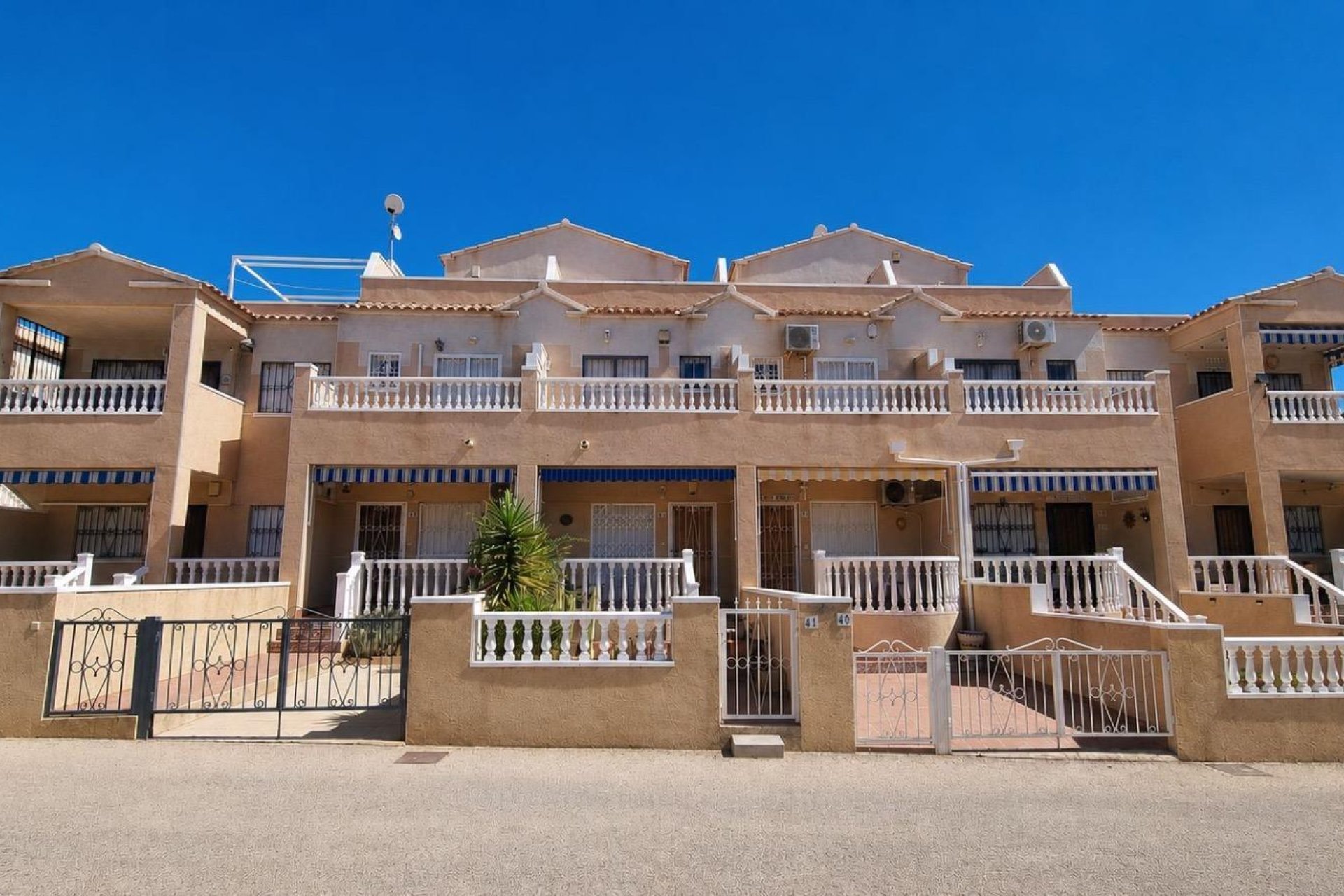 Revente - Dúplex -
Orihuela Costa - La Ciñuelica