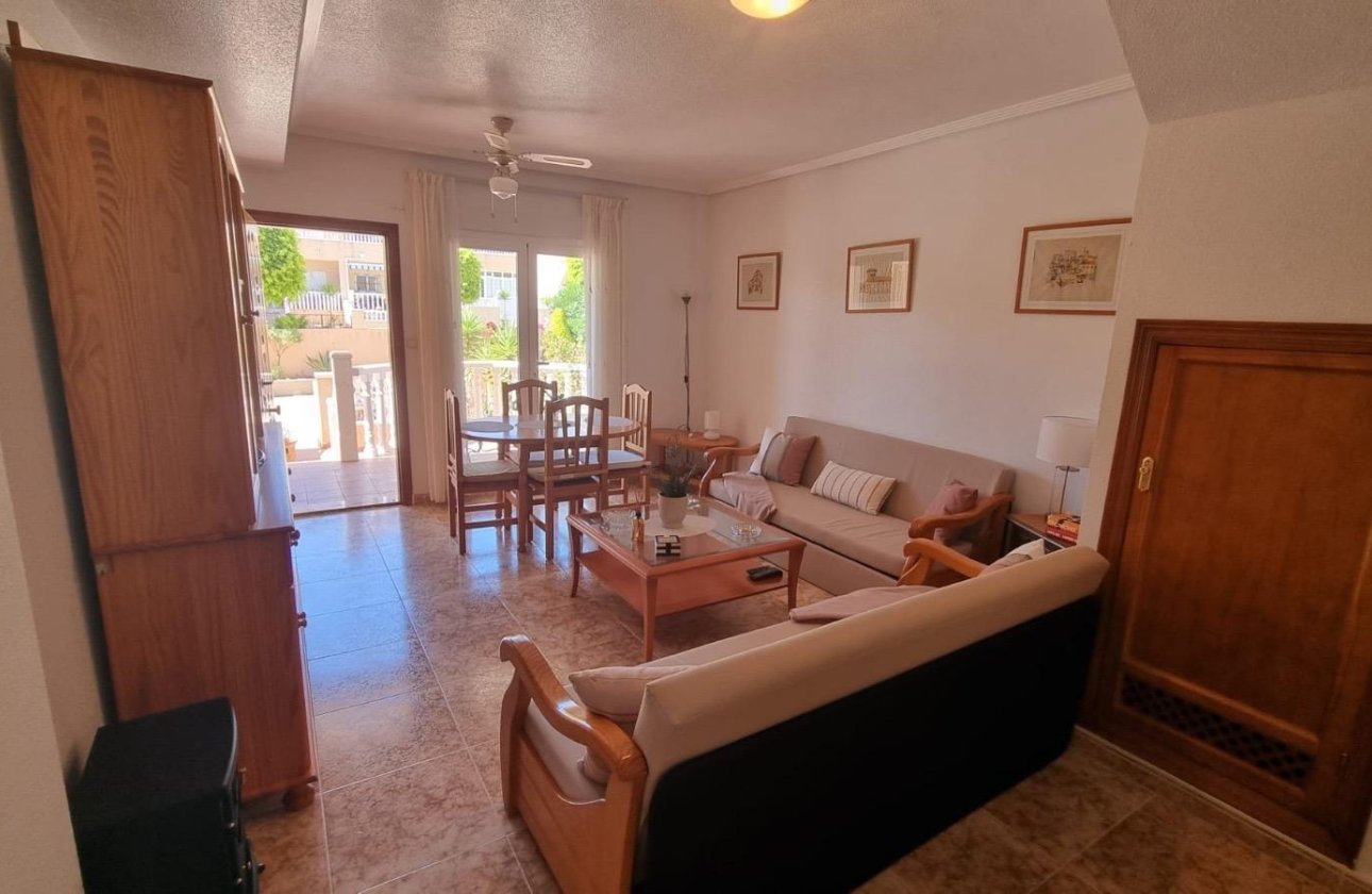 Revente - Dúplex -
Orihuela Costa - La Ciñuelica