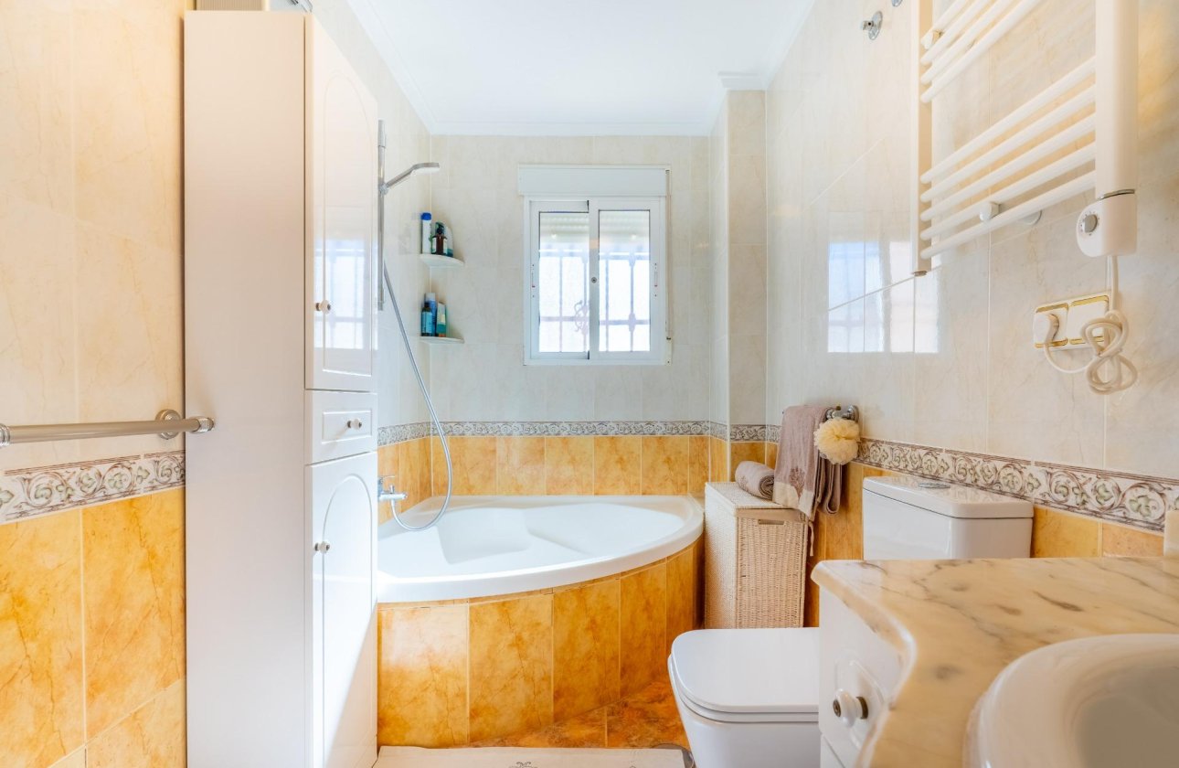 Revente - Dúplex -
Orihuela Costa - La Regia