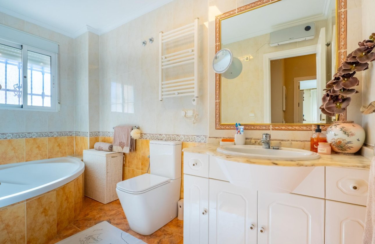 Revente - Dúplex -
Orihuela Costa - La Regia