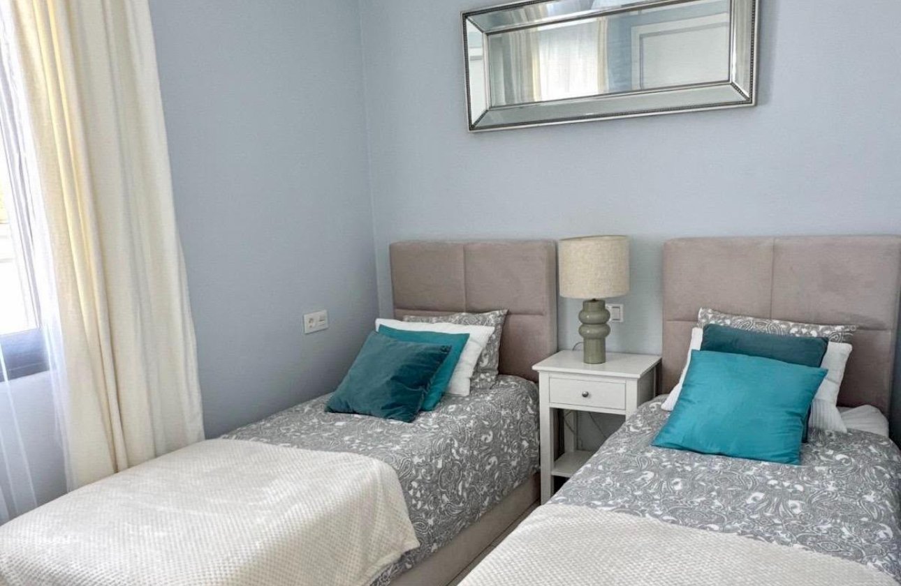 Revente - Dúplex -
Orihuela Costa - Lomas de Cabo Roig