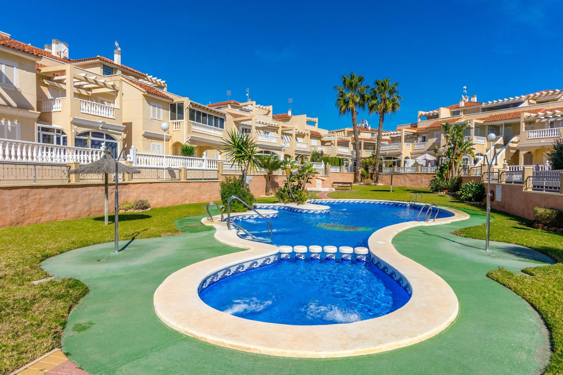 Revente - Dúplex -
Orihuela Costa - Playa Flamenca