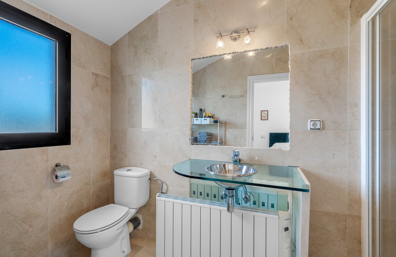 Revente - Duplex Penthouse -
Dehesa de Campoamor - Costa Blanca