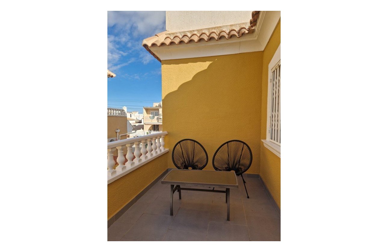 Revente - Dúplex -
Playa Flamenca - Costa Blanca