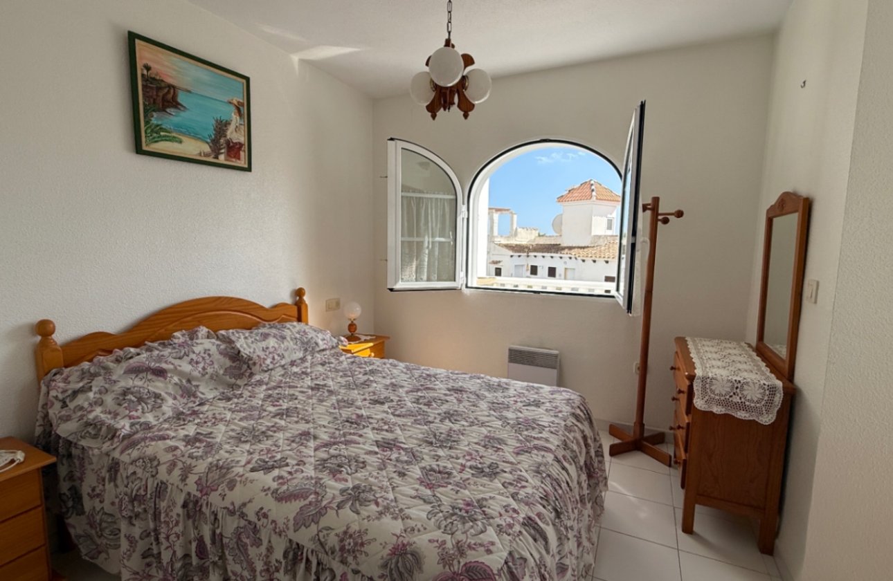 Revente - Dúplex -
San Miguel de Salinas - Inland