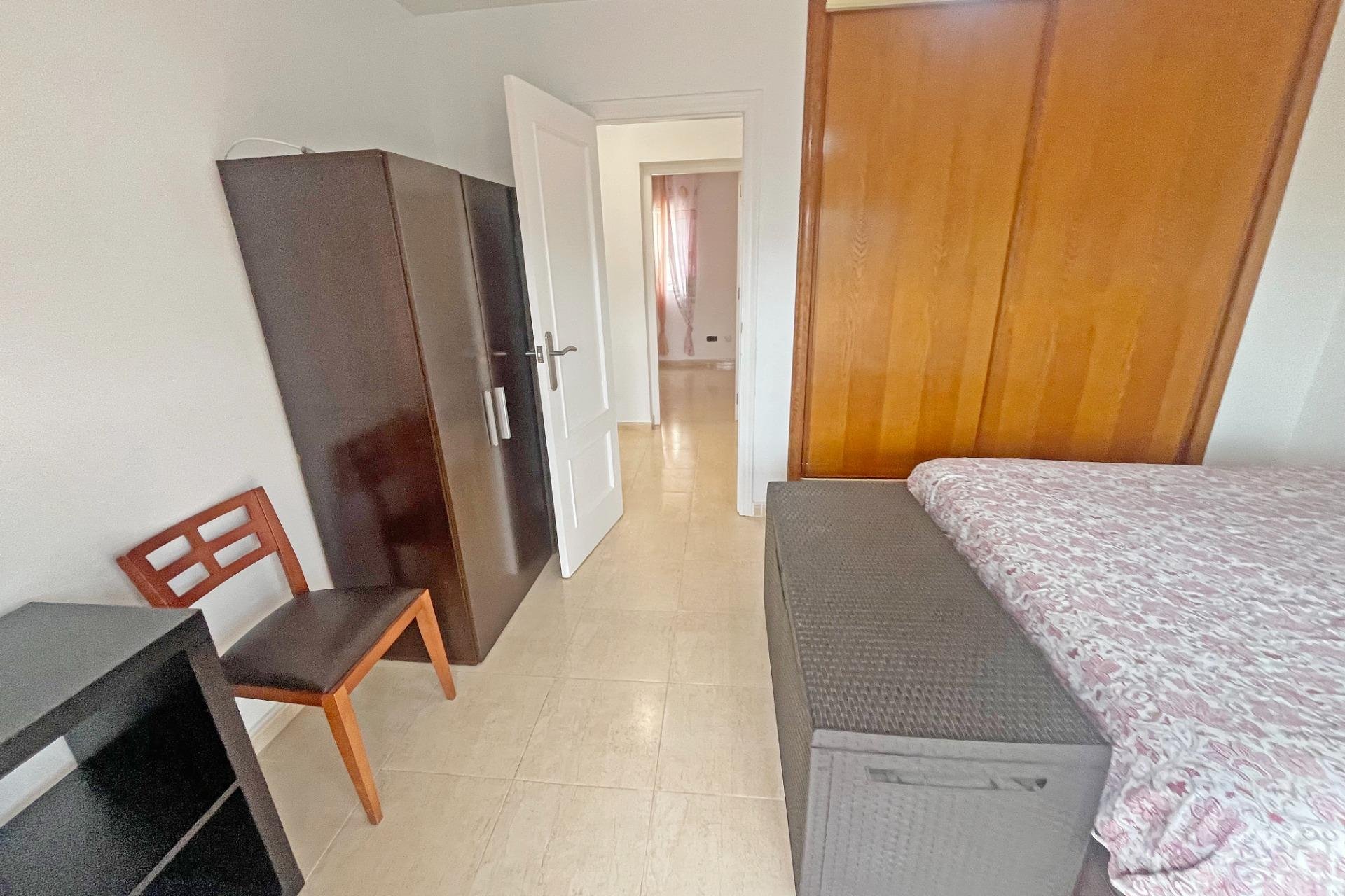 Revente - Dúplex -
San Miguel de Salinas - Las Filipinas