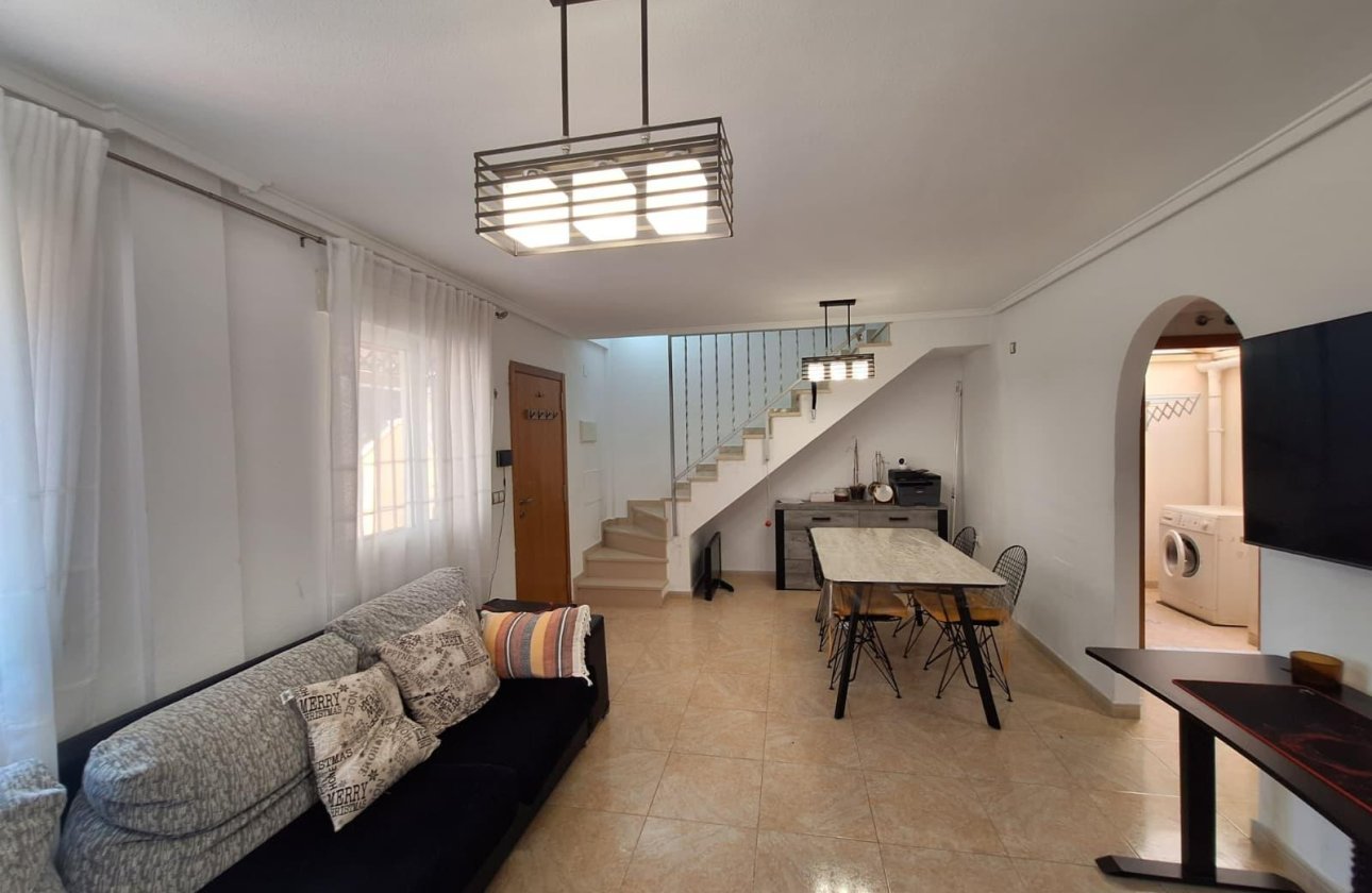 Revente - Dúplex -
Torrevieja - Aguas Nuevas