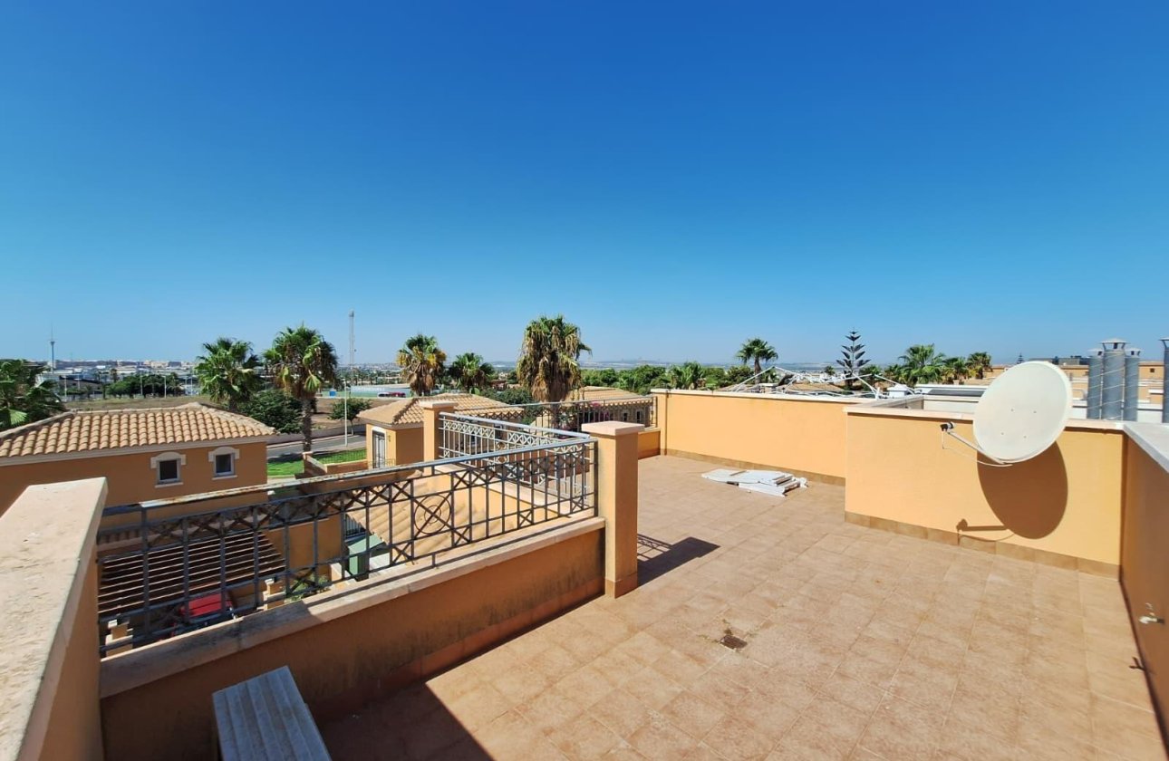 Revente - Dúplex -
Torrevieja - Aguas Nuevas