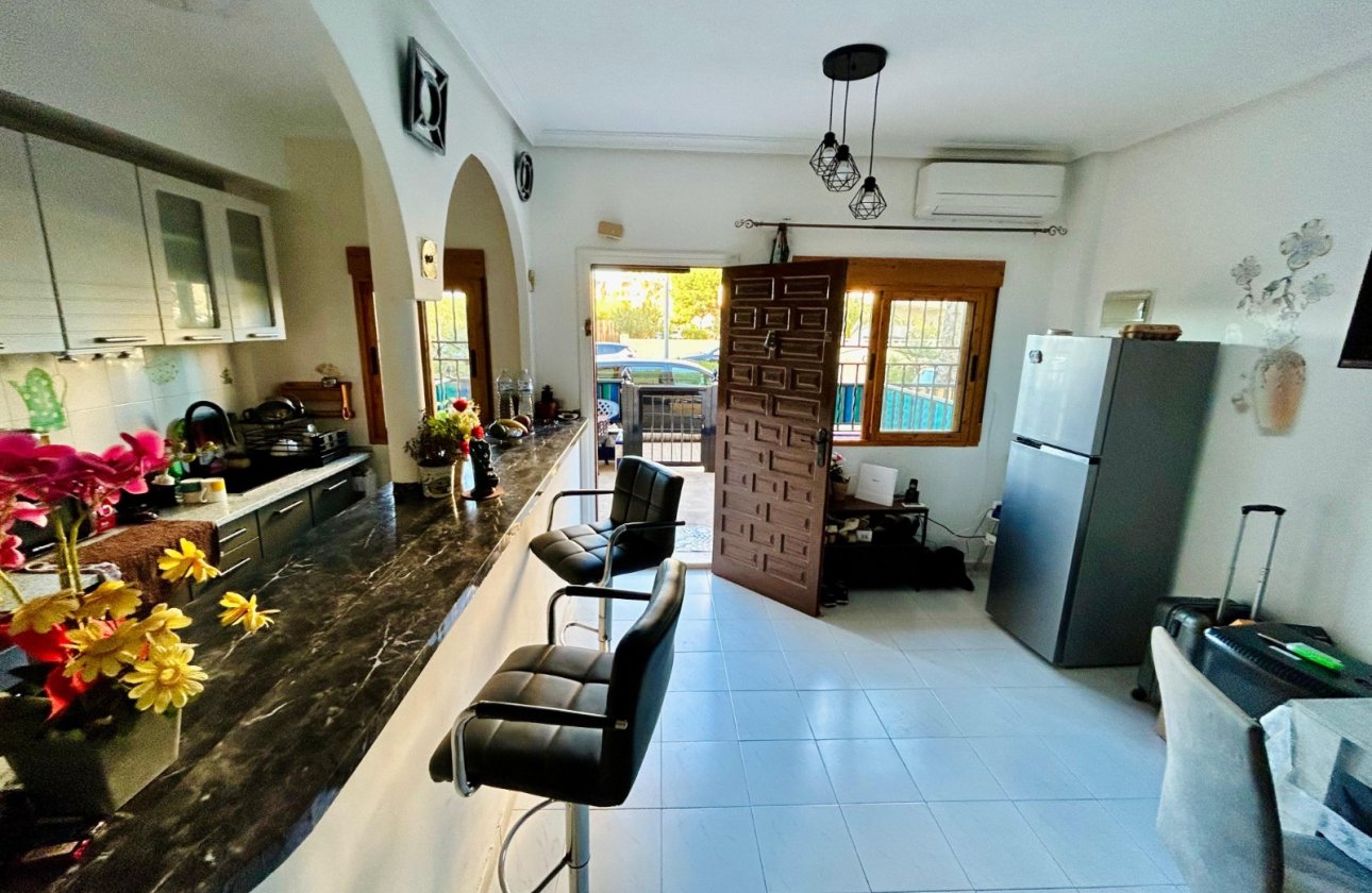 Revente - Dúplex -
Torrevieja - Costa Blanca